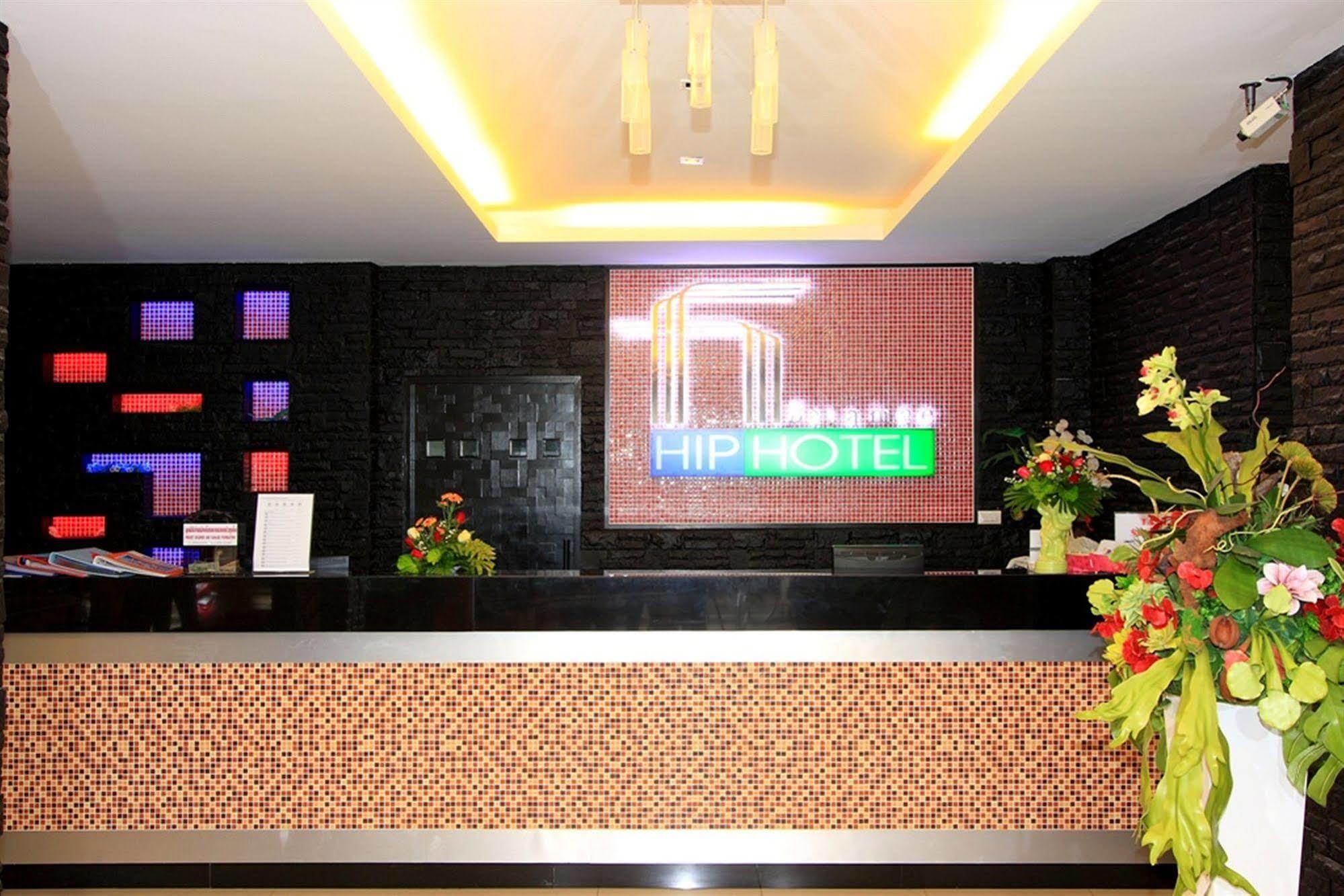 Baramee Hip Hotel Пхукет Экстерьер фото